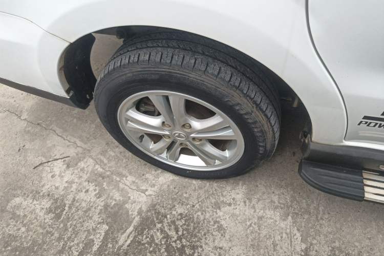 Used HYOSOW H2 2015 1.5L AMT Prestige Version BJ415C
