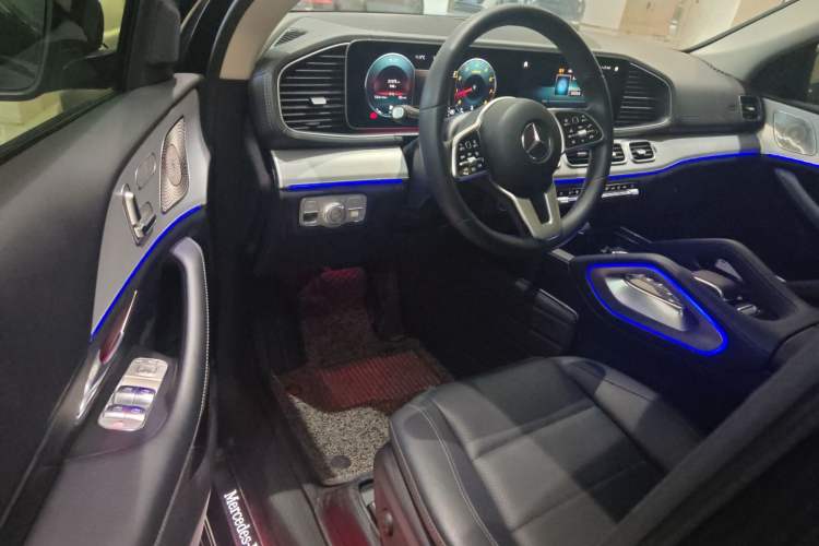 Used Mercedes-Benz GLE 2022 Refreshed GLE 350 4MATIC Coupe SUV Luxury Edition
