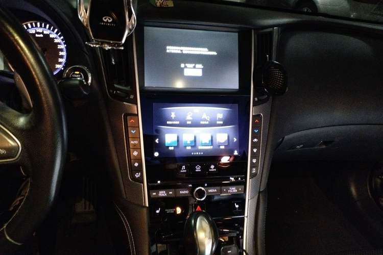 Used Infiniti Q50 2014 3.7L Luxury Sport Edition Audio And AC Panel