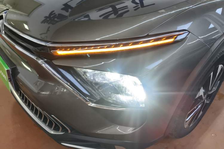 Used Citroen C5 X 2024 1.6T Extraordinary Power Left Front Headlight