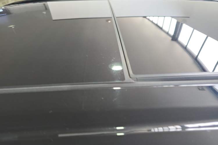 Used Lynk & Co 08 EM-P 2023 220 km Limited-Time Edition Roof