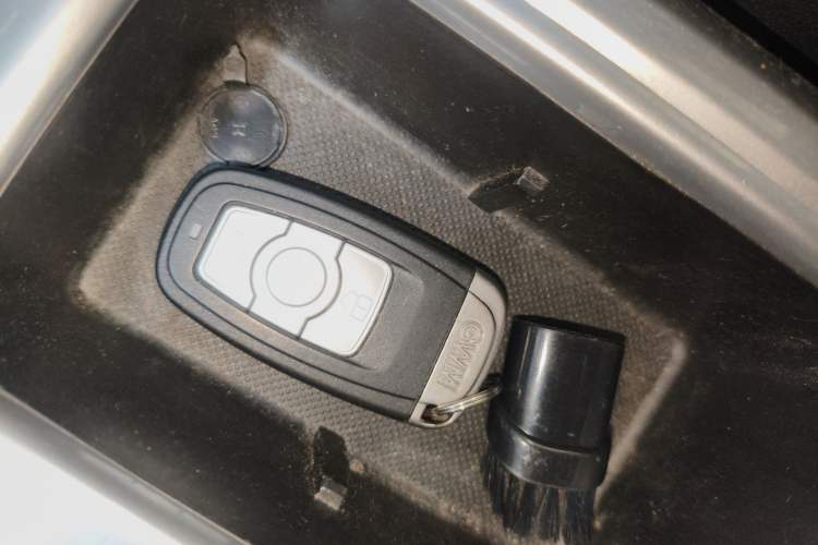 Used Haval H6 2014 Sport Edition 2.0T Diesel Manual Two-Wheel-Drive Elite Model