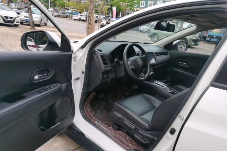 Used Honda Vezel 2019 1.5L CVT Pioneer Edition China VI