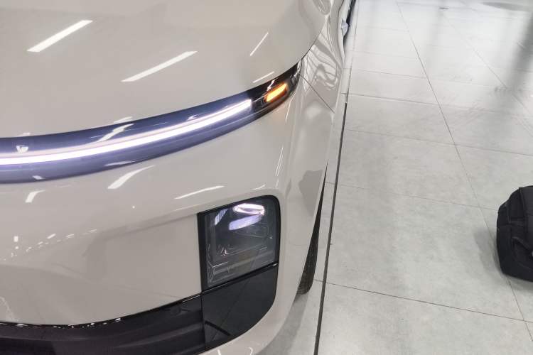 Used Li Auto L6 2025 Pro Smart Refresh Edition
