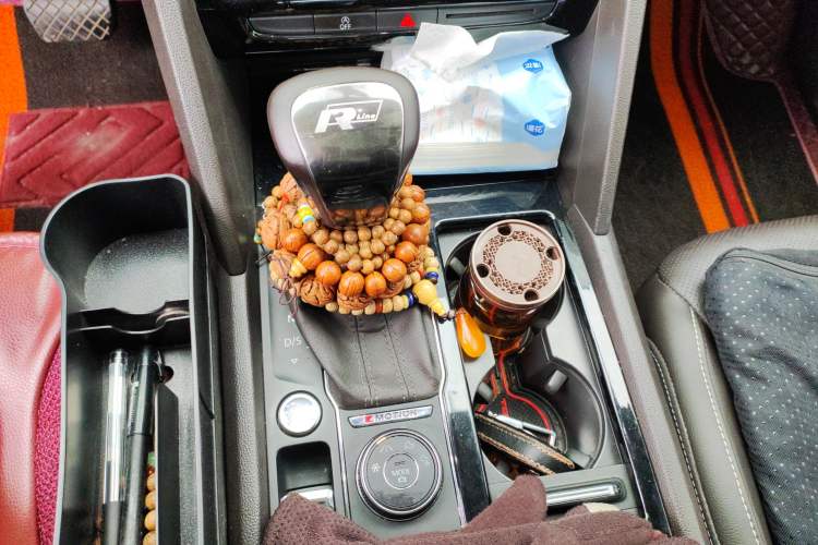 Used Volkswagen Teramont 2017 380TSI Four-Wheel Drive Luxury Edition Gear Lever