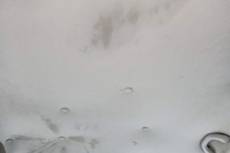 Used Volkswagen Bora 2012 1.6L Manual Fashion Edition Headliner