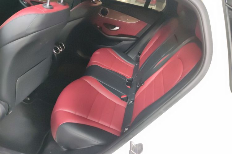 Used Mercedes-Benz GLC Coupe 2019 Facelift GLC 260 4MATIC Coupe SUV
