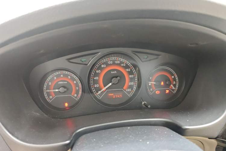 Used Soueast V3 Lingyue 2014 1.5L Manual Happiness Edition Instrument Cluster