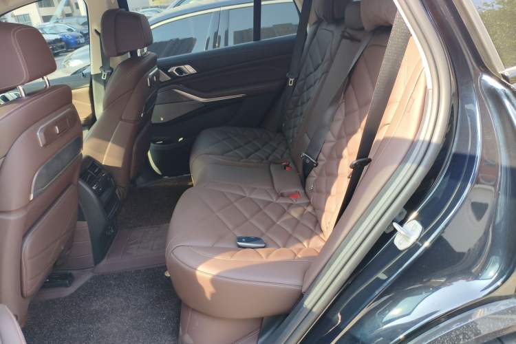 Used BMW X5 2026 Model, xDrive 30Li Prestige M Sport Night Package Left Rear Seat