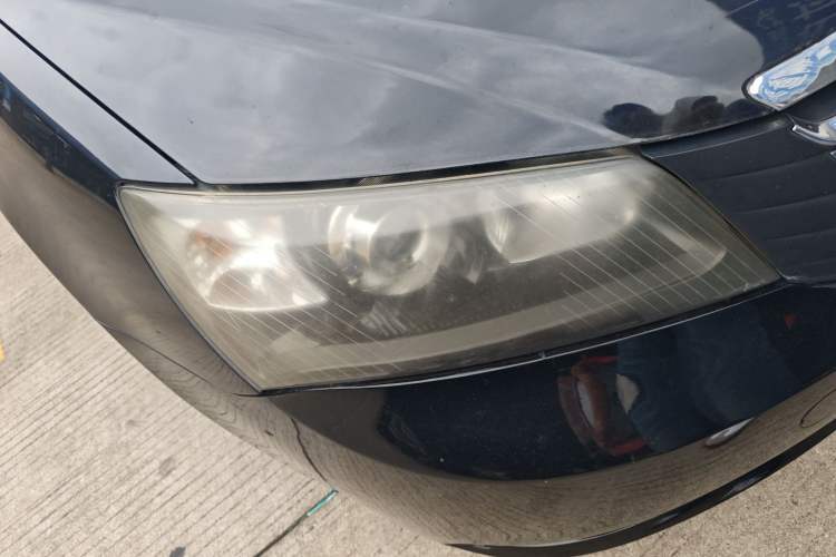 Used Geely Auto Classic Emgrand 2013 Sedan 1.5L Manual Entry-Level Model Right Front Headlight