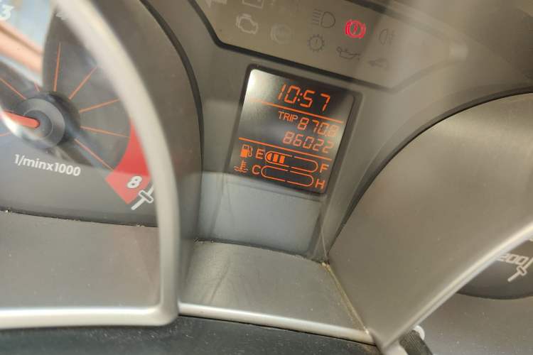 Used Oley 2012 Sedan 1.5L Manual Comfort Model Odometer Close Up