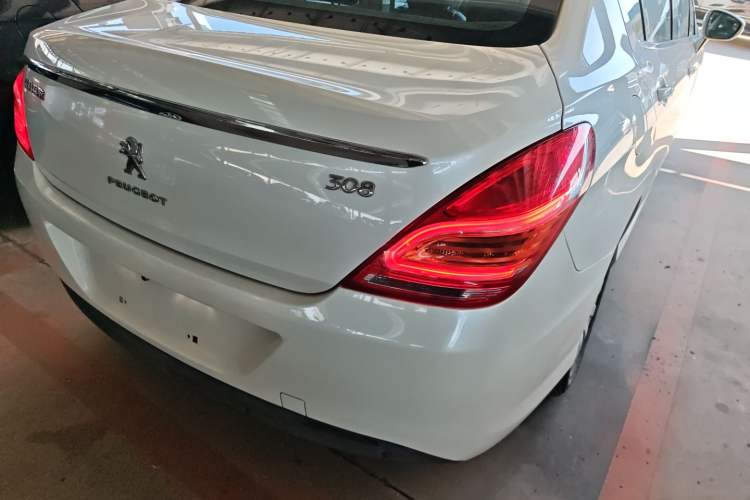 Used Peugeot 308 2014 Enjoy Edition Classic 1.6L Automatic Premium Model Right Rear Taillight