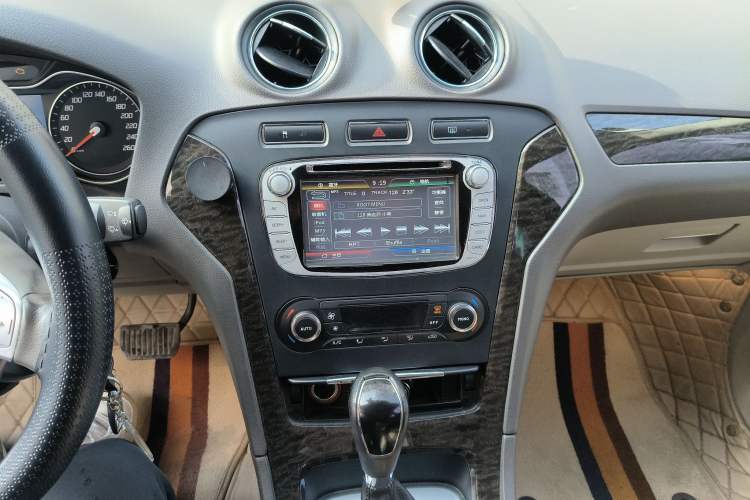 Used Ford Mondeo 2011 2.0L GTDi 200 Fashion Edition