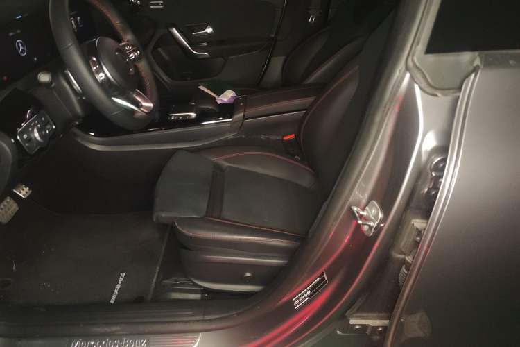 Used Mercedes-Benz CLA 2023 CLA 200 Shooting Brake Left Front Seat