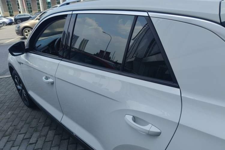 Used Volkswagen T-ROC 2018 280TSI DSG Two-Wheel-Drive Comfort Version China V Standard Rear Left 45 Deg