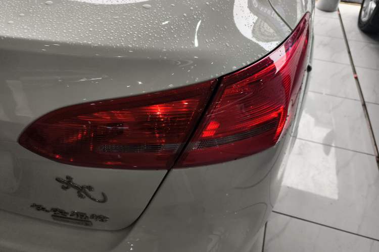 Used Ford Focus 2015 Sedan EcoBoost 180 Automatic Elite Model