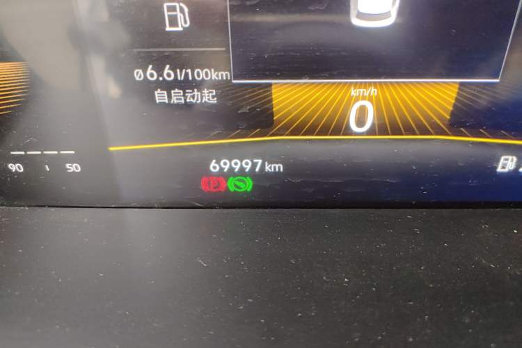 Used Volkswagen Lavida 2022 1.5L Automatic Comfort Edition Odometer Close Up