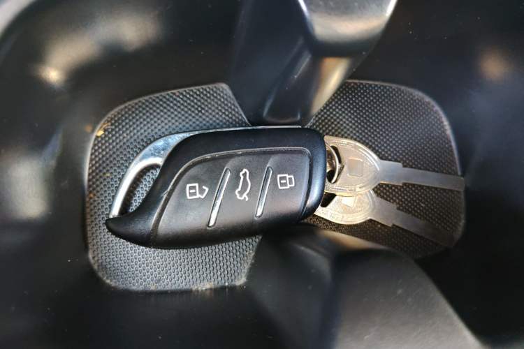 Used Roewe Clever 2022 311km QiQi BoBo Edition
