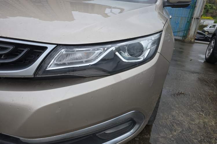 Used Geely Auto Emgrand GL 2017 1.8L Manual Elite Model
