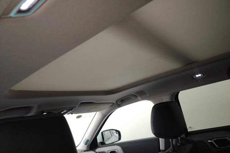 Used Formula Leopard Titanium 3 2025 501 km All-Wheel Drive Intelligent Driving Max Edition