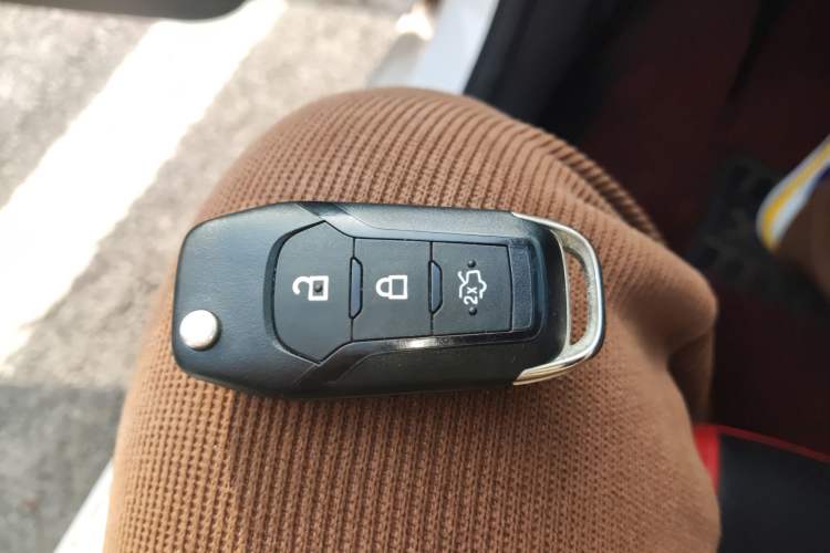 Used Ford Escort 2015 1.5L Automatic Comfort Edition