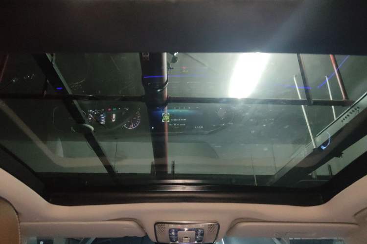 Used Mercedes-Benz GLE New Energy 2024 GLE 400 e 4MATIC Headliner