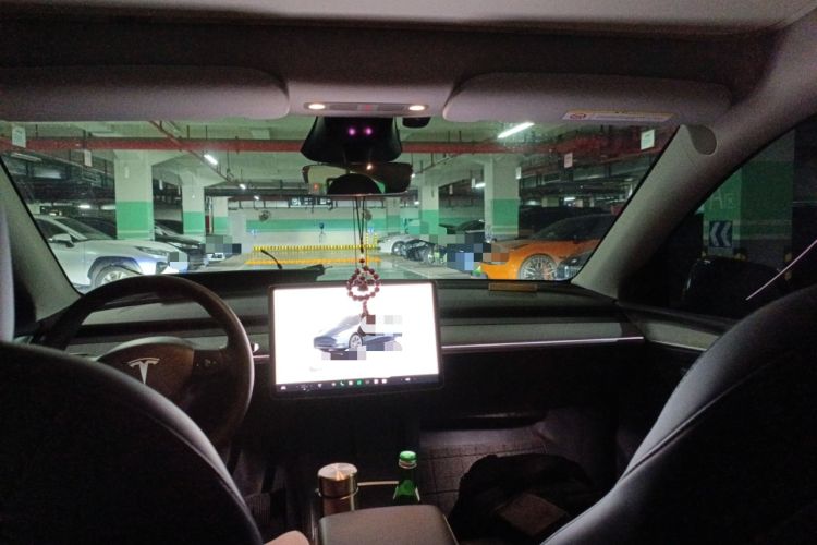 Used Tesla Model Y 2024 Rear-Wheel-Drive Version
