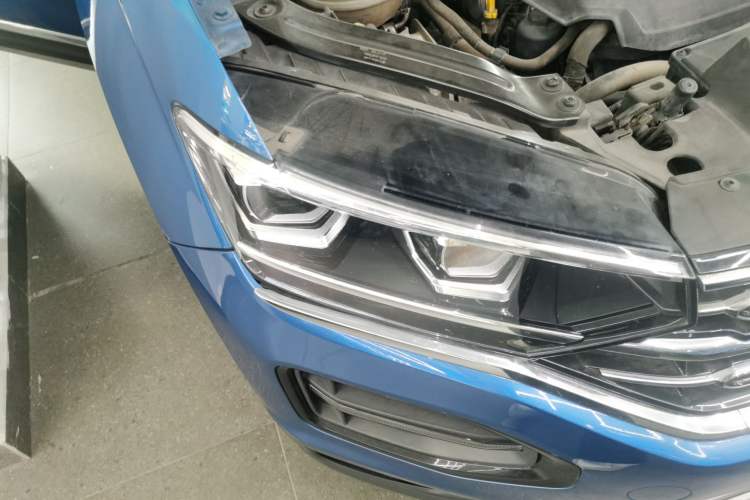 Used Volkswagen Tayron 2019 330TSI Two-Wheel Drive Luxury Model China VI Standard Right Front Headlight