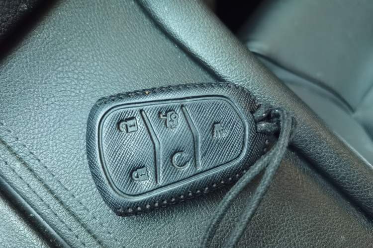 Used Cadillac XT5 2017 Anniversary Edition 28T Four-Wheel Drive Luxury Model
