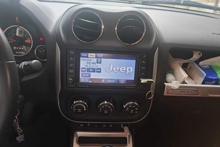 Used Jeep Compass 2014 Revised Version 2.4L Four-Wheel Drive Luxury Navigation Edition
