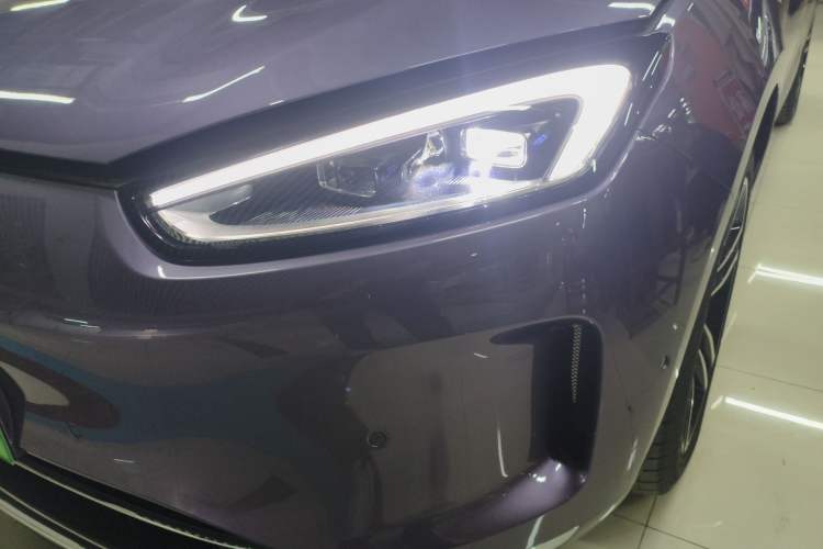 Used Hima AITO M5 2025 Extended-Range Ultra All-Wheel-Drive Version Left Front Headlight