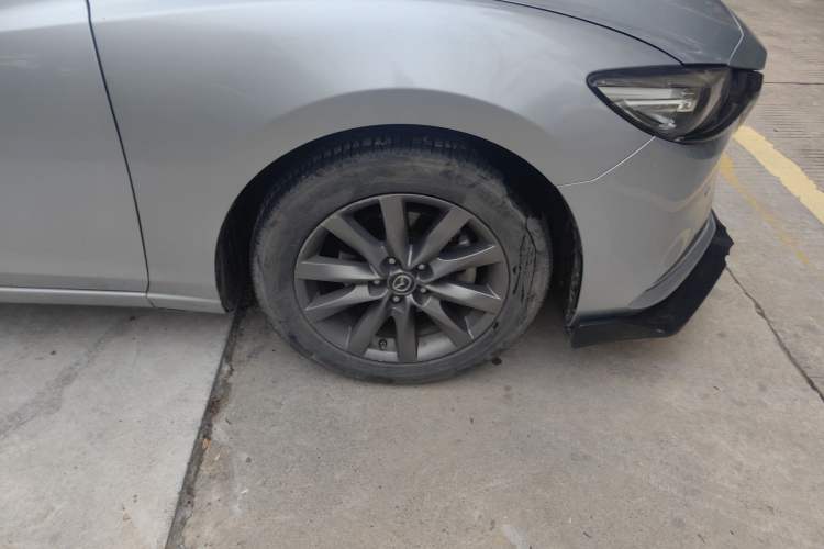 Used Mazda Atenza 2021 2.0L Blue Sky Luxury Edition Right Front Wheel Hub