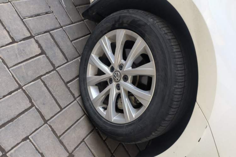 Used Volkswagen Lavida 2017 1.6L Automatic Comfort Edition