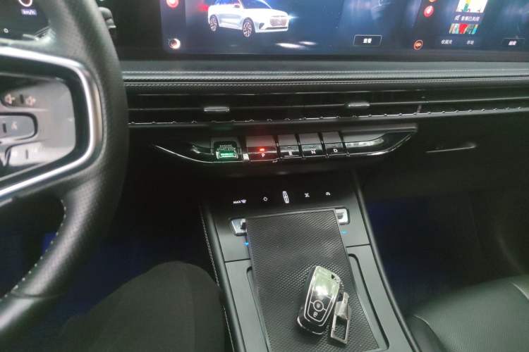 Used Lincoln Corsair 2023 2.0T Two-Wheel-Drive Luxury Edition