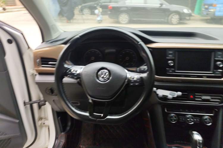 Used Volkswagen Tharu 2019 280TSI Two-Wheel Drive Comfort Edition China VI Standard