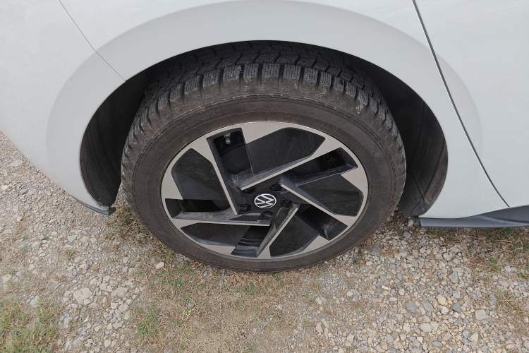 Used Volkswagen ID.3 2025 Smart Version Pure & Intelligent Enjoyment Edition Right Rear Wheel Hub