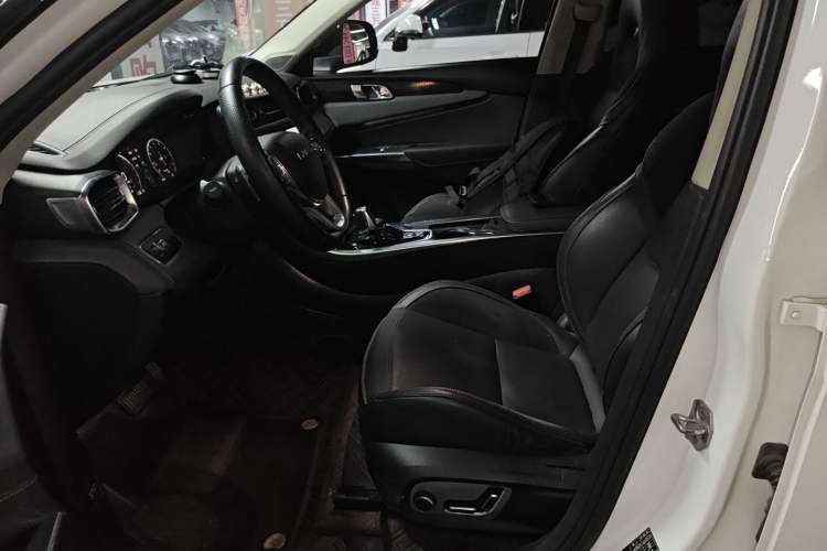 Used Lynk & Co 01 2017 2.0T Four-Wheel Drive Pro Edition Left Front Seat