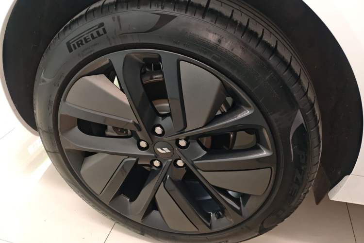 Used Li Auto L6 2024 Pro Model Exterior 5