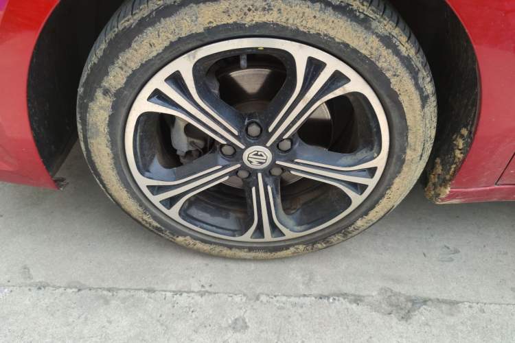 Used MG 6 2017 20T Automatic Luxury Smart Connect Version China V Standard Left Front Wheel Hub