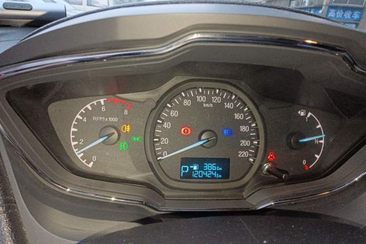Used Ford Escort 2015 1.5L Automatic Fashion Model Instrument Cluster