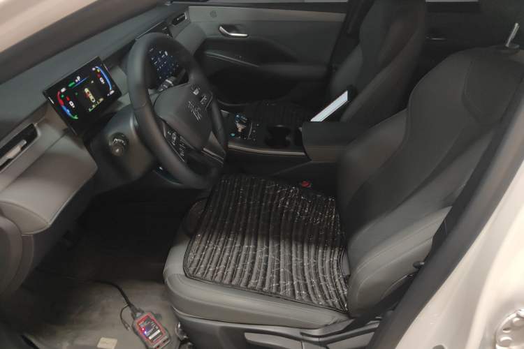 Used BYD Qin PLUS 2025 DM-i Smart Drive 55KM Leading Model
