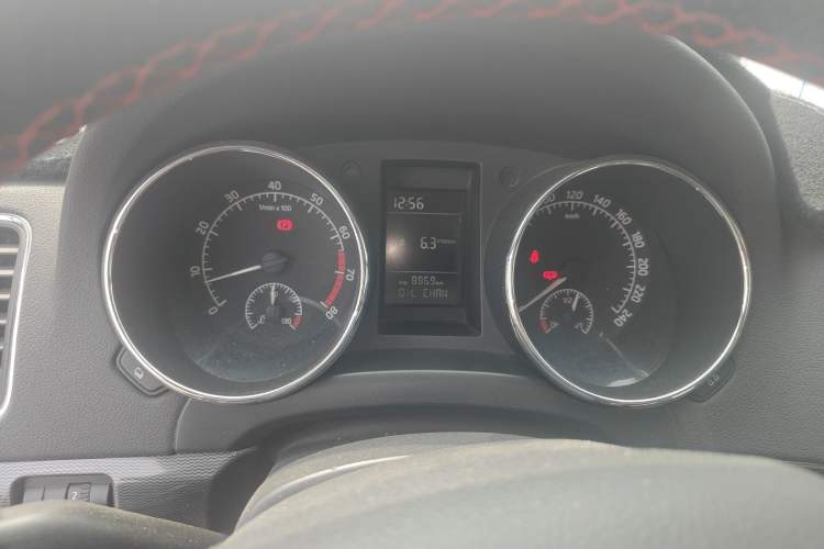 Used Skoda Yeti 2016 1.4TSI Manual Entry-Level Model Instrument Cluster