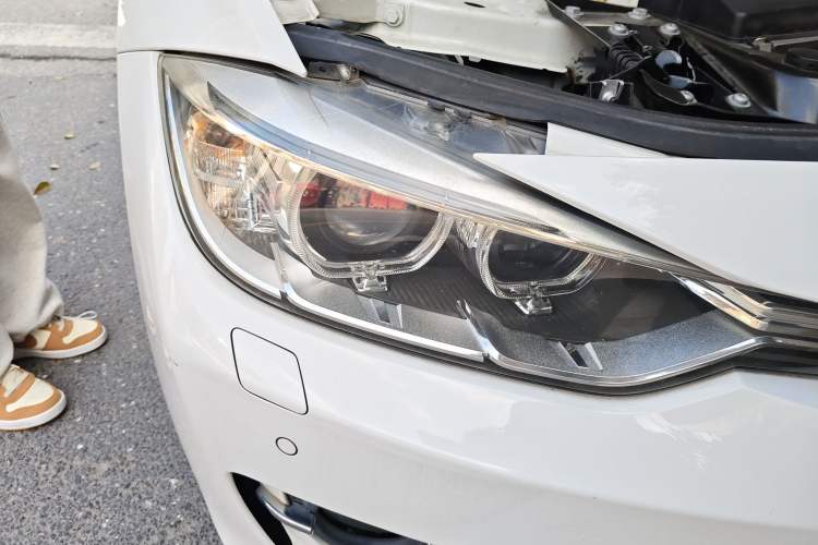 Used BMW 3 Series 2015 320Li Fashion Model
