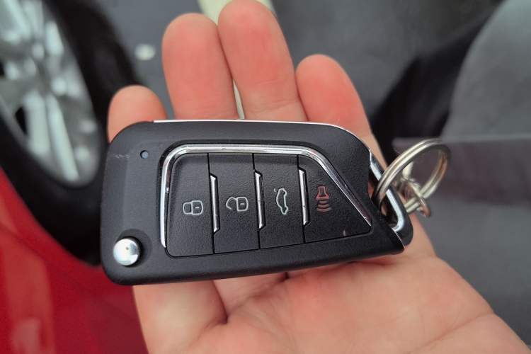 Used Honda Fit 2018 1.5L CVT Comfort Sunroof Version Vehicle Key