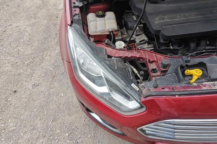 Used Ford Escort 2015 1.5L Automatic Fashion Model
