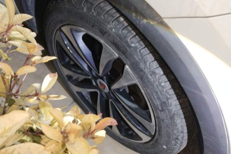 Used Roewe RX3 2018 1.6L Manual Flagship Edition
