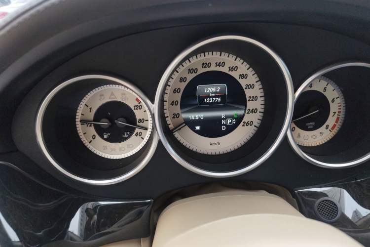 Used Mercedes-Benz CLS 2012 CLS 300 CGI
