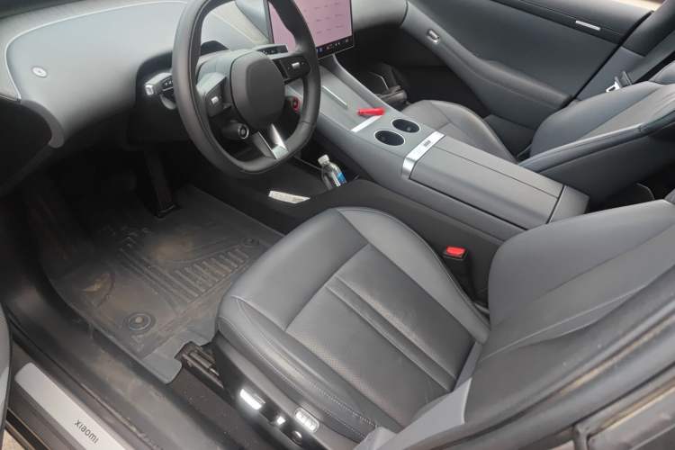 Used Xiaomi Auto YU7 2025 Ultra-Long Range Rear-Wheel Drive Version Left Front Seat