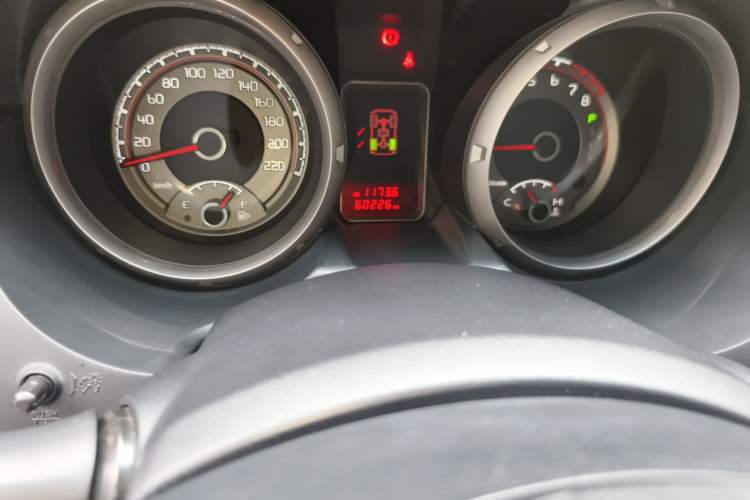 Used Mitsubishi Pajero  Odometer Close Up