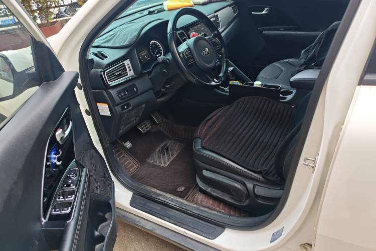 Used Kia Niro 2017 1.6L Luxury Edition Driver Seat